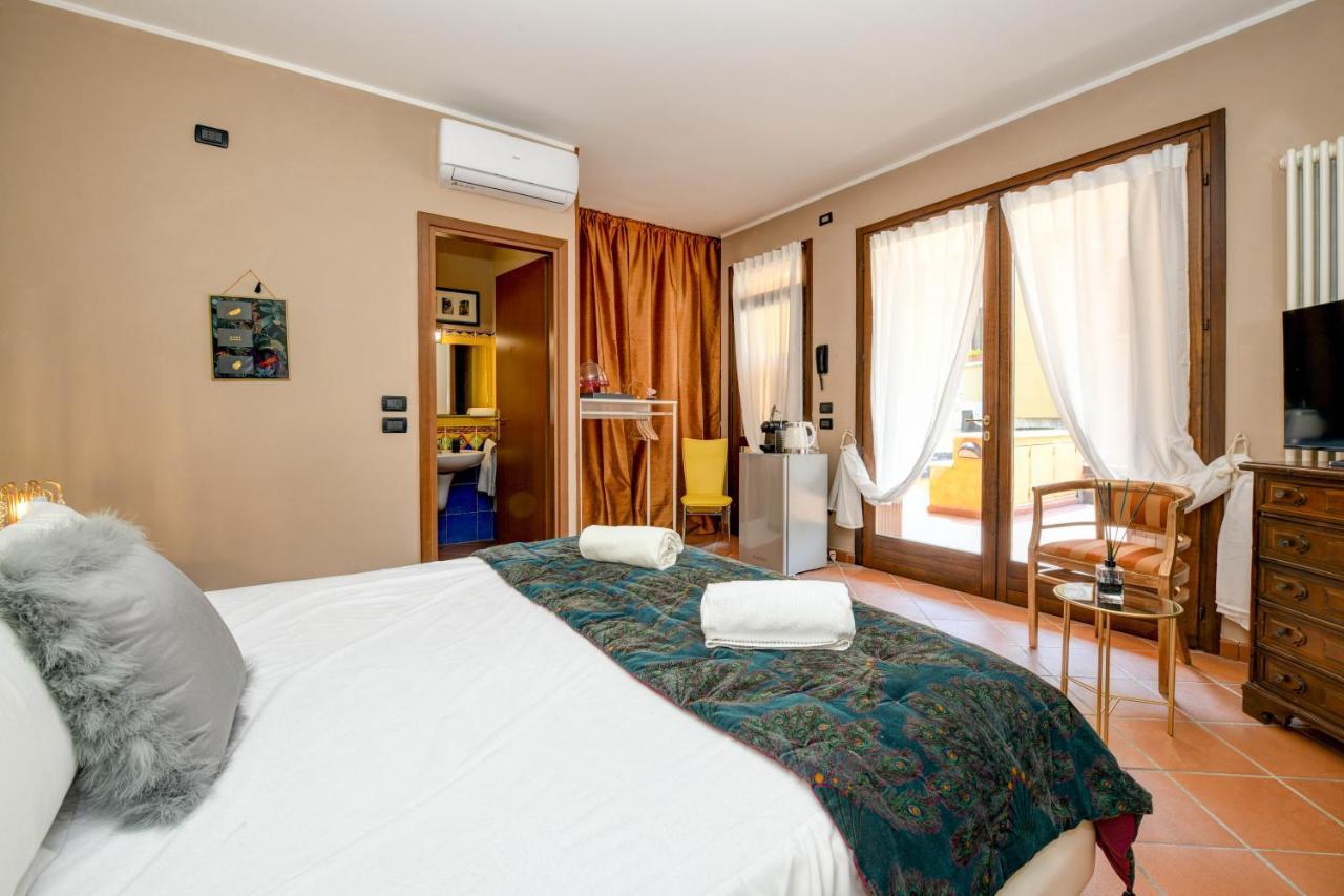 Prestige Rooms Sirmione Eksteriør bilde